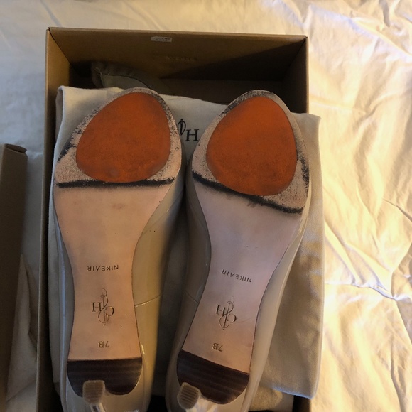 Cole Haan Chelsea Pump - Picture 3 of 3